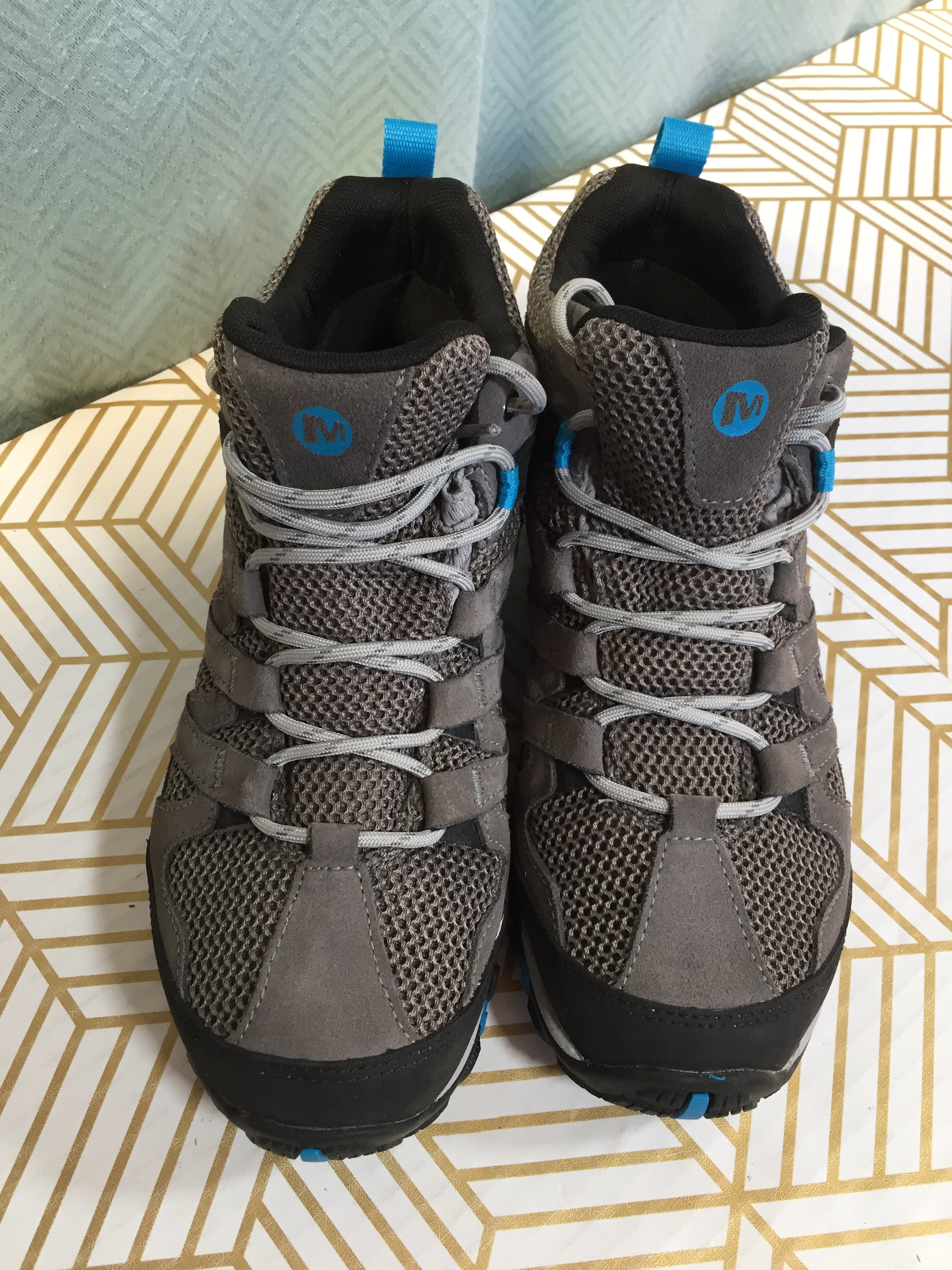 Merrell Women's Alverstone Mid Waterproof Hiking Shoe US Size 10 (7772446458094)